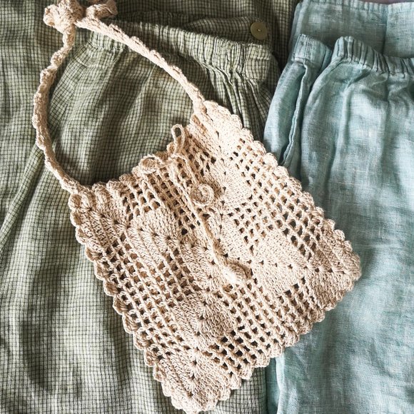 Vintage Crocheted Purse - Picture 1 of 5